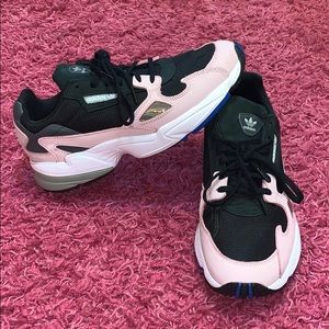 Adidas original Falcons